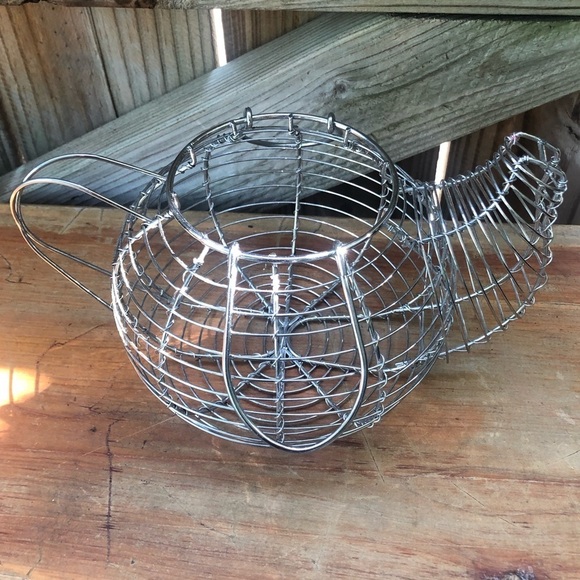 Vintage Silver Wire Teakettle Egg Basket Farmhouse Kitchen Decor - Picture 2 of 5